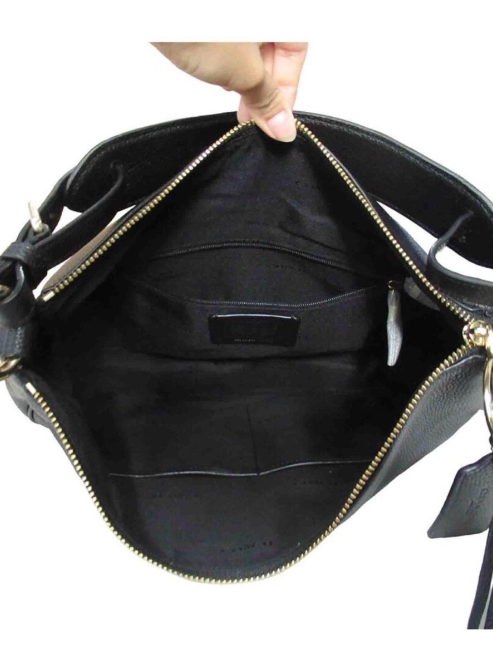 Coach Black Pebbled Leather Shoulder Bag with Gold Hardware - Picture 3 of 7